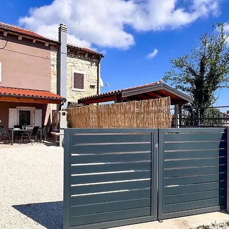 Holiday home Amazing In *