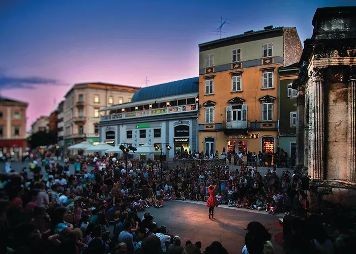 Kuca Garma Vikendica *